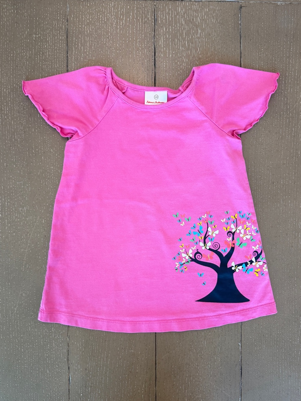 Hanna Andersson Girls’ Short-Sleeve Cotton Pink Butterfly Shirt • Size 5 (XS)
